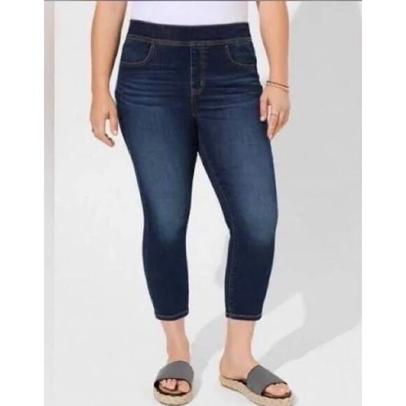torrid Denim - Torrid High Rise Pull on Lean Crop Jeans Size 6X NWT Blue